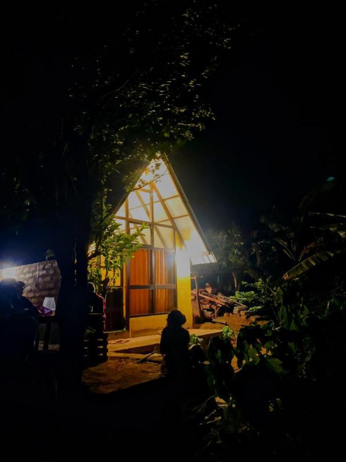 Rainforest Cabin Денияйя Экстерьер фото